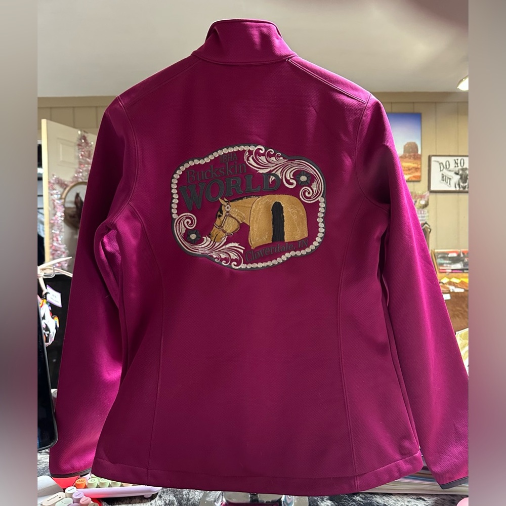 NEW Eddie Bauer Size M Magenta Jacket embroidered with IBHA Buckskin World